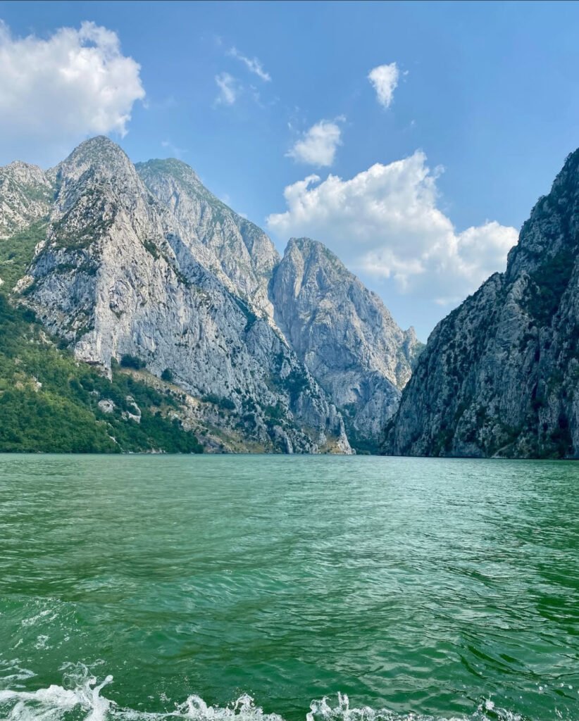 Destinations to visit with campers in Albania